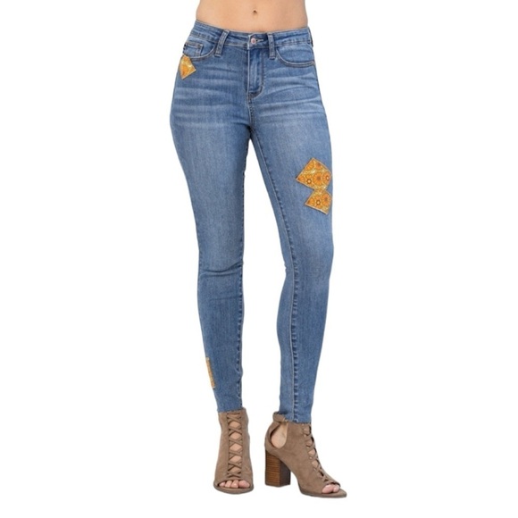 JUDY BLUE JEANS‎ 88507 Mid Rise 70s Patch Skinny Denim - Picture 1 of 14